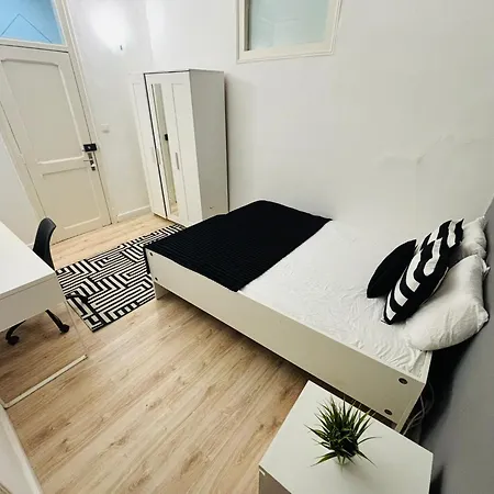 Spacious In Lisbon, Ideal For Tourists